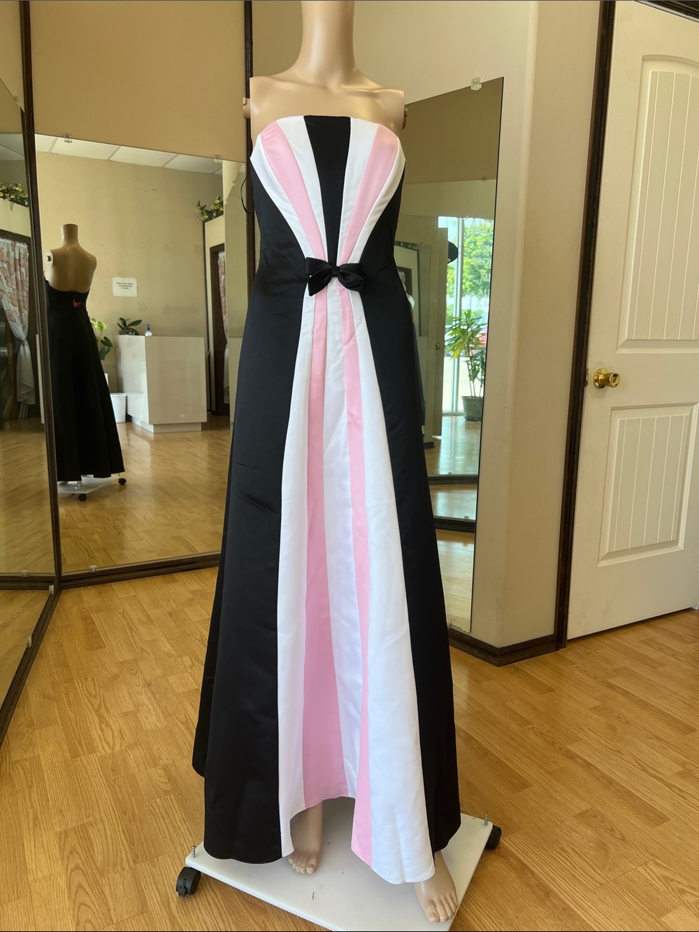 Jessica McClintock Gunne Sax Strapless Black Dress with Pink & White  Sz 5/6